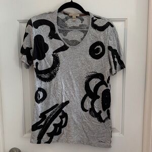 Burberry Gray and Black Abstract Print Tee